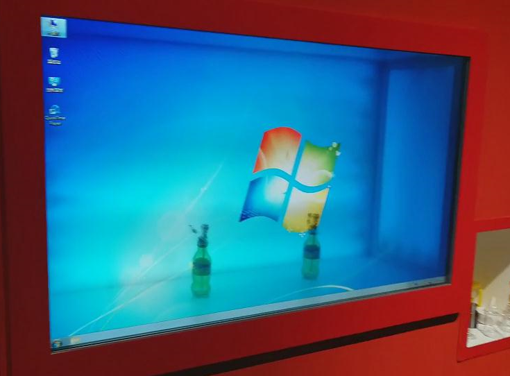 42寸透明屏幕-科技館